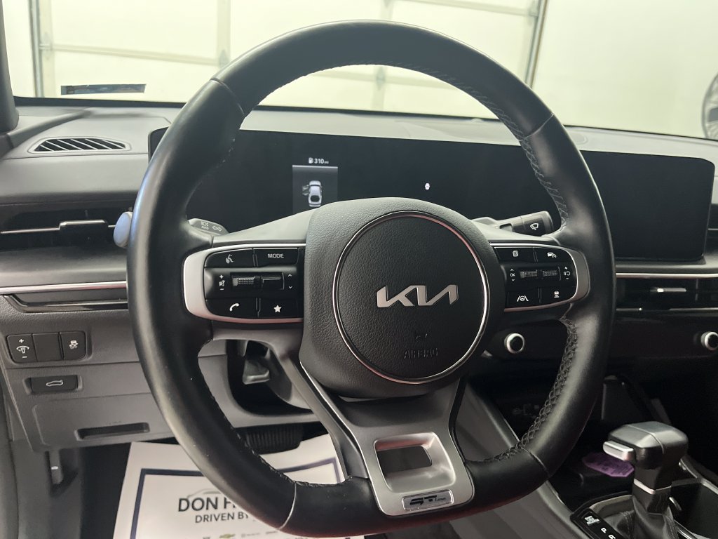 Used 2025 Kia K5 GT-Line w/ GT-Line Premium Package AWD/4WD image 16