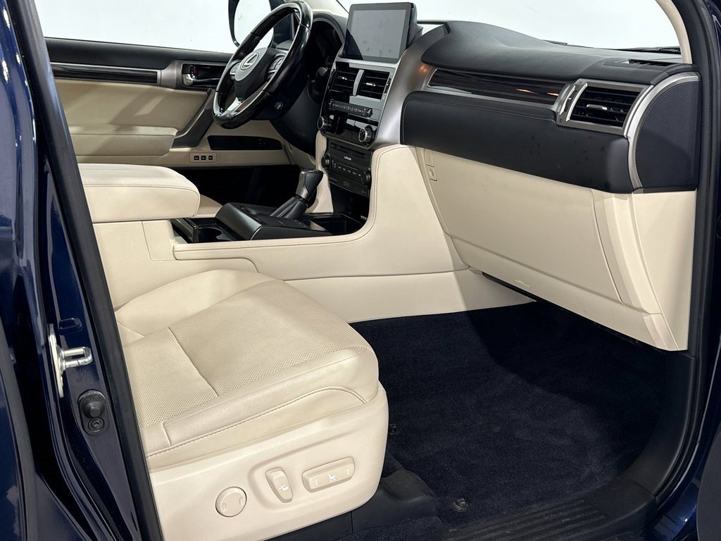 Used 2022 Lexus GX 460 Premium w/ Premium Plus Package image 25