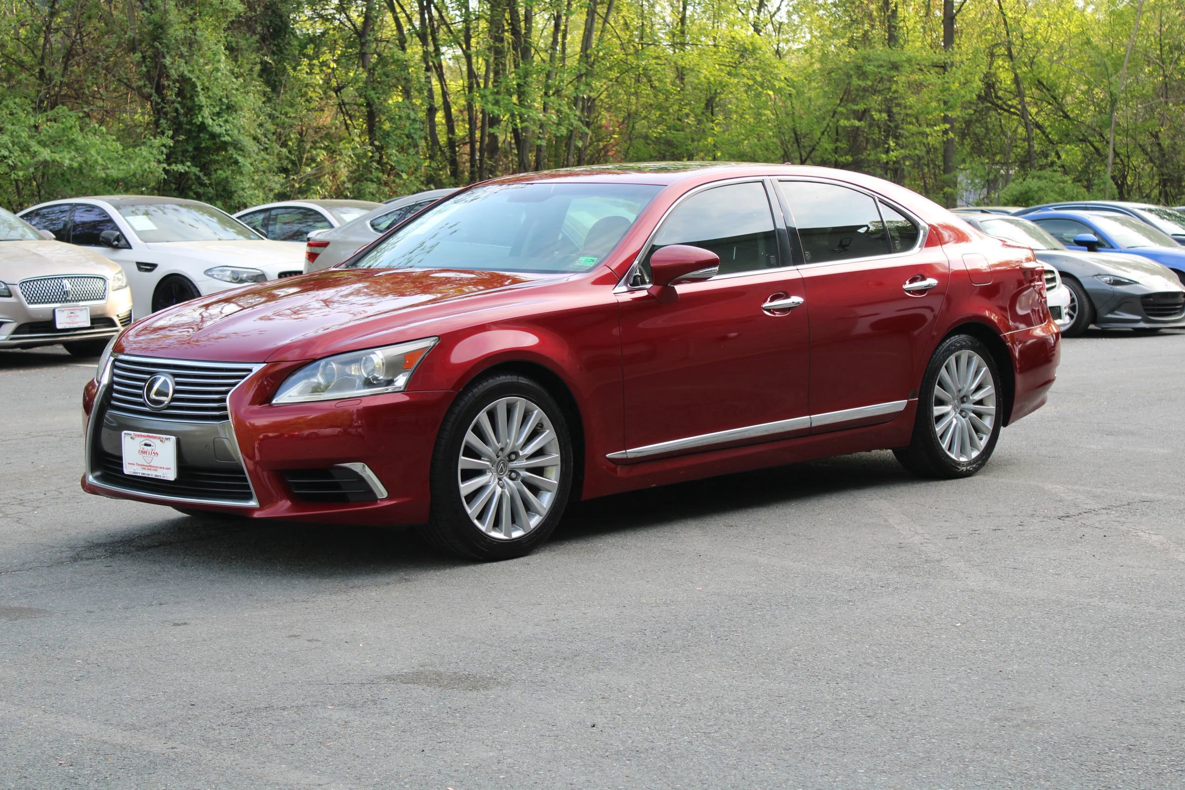 Used 2013 Lexus LS 460 w/ Comfort Pkg RWD image 3
