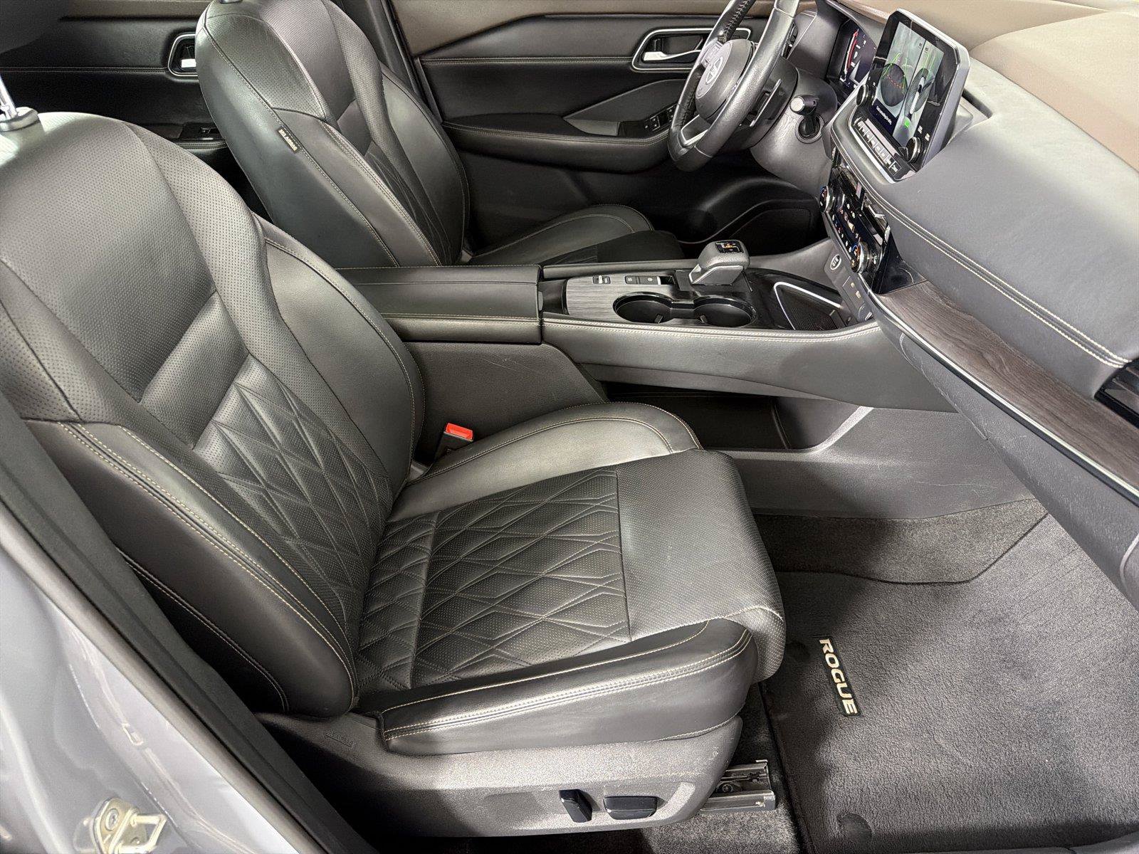 Used 2021 Nissan Rogue Platinum FWD image 11