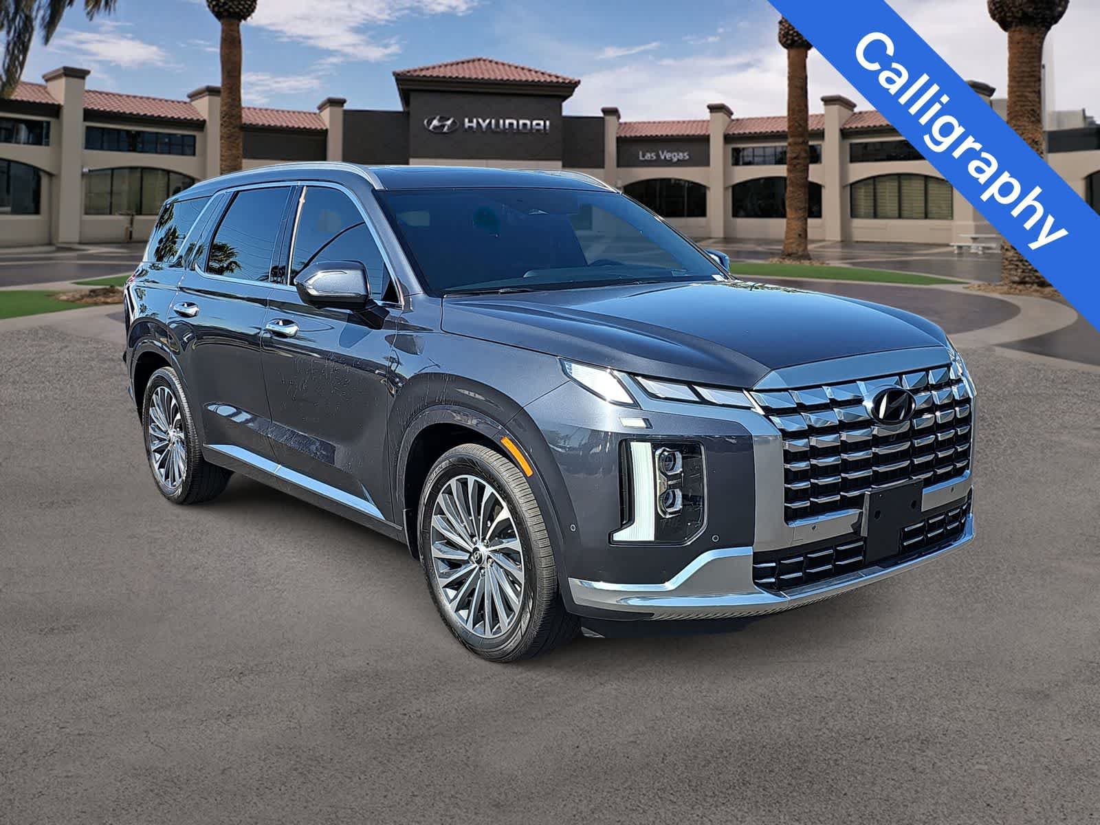 Certified 2024 Hyundai Palisade Calligraphy AWD/4WD image 2