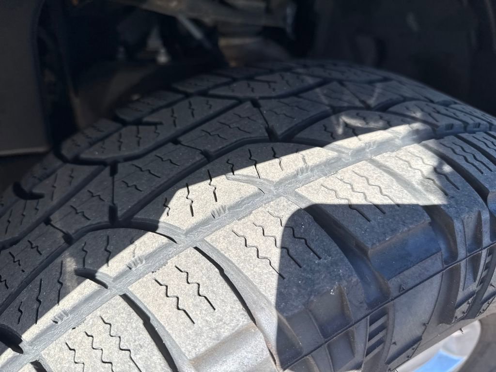 Used 2013 Nissan Xterra S image 25