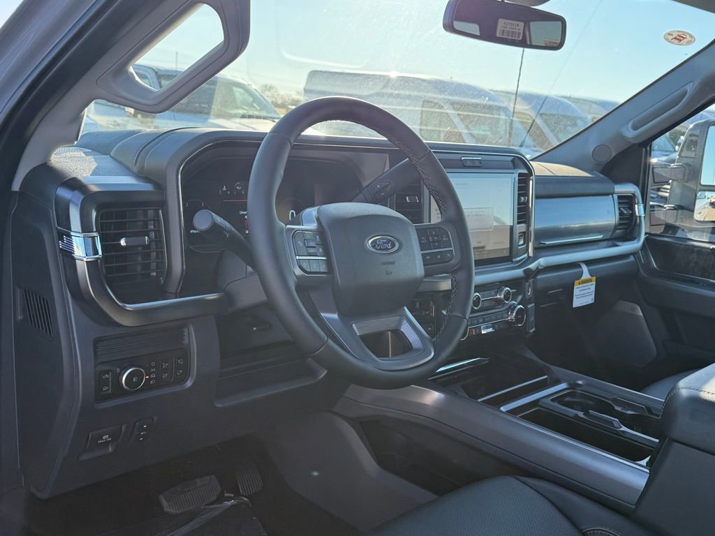 New 2026 Ford F250 Lariat w/ Black Appearance Package image 4