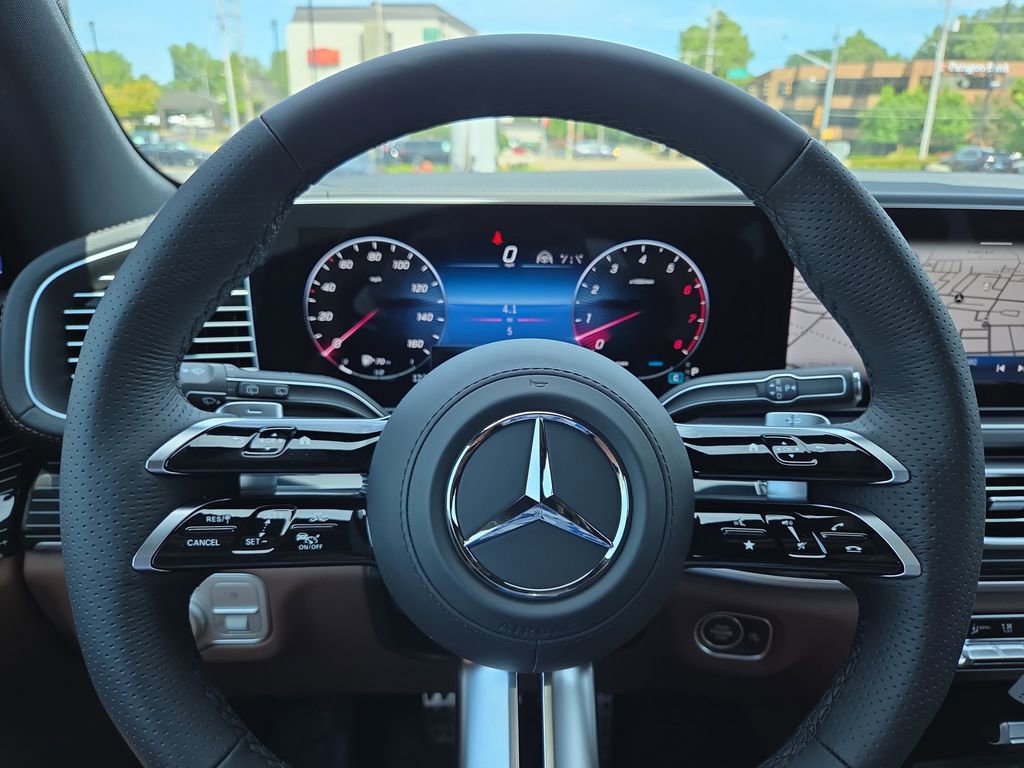 Certified 2026 Mercedes-Benz GLS 450 4MATIC image 21