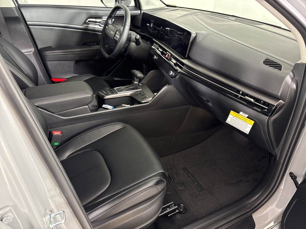 New 2026 Kia Sportage EX image 14
