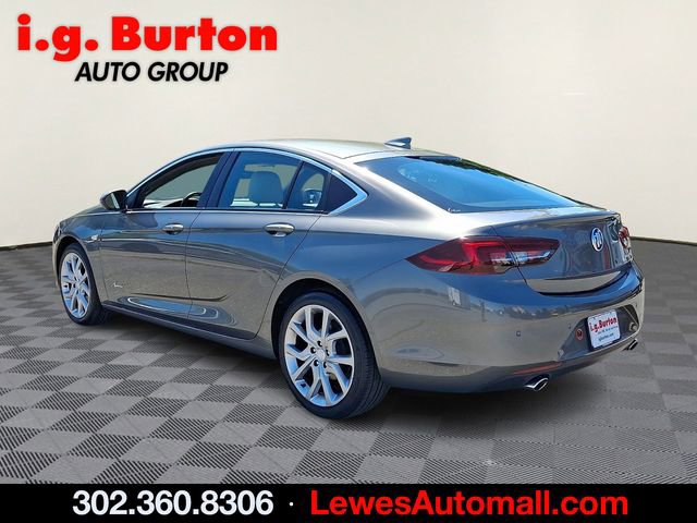 Used 2019 Buick Regal Avenir w/ Driver Confidence Package II FWD image 4