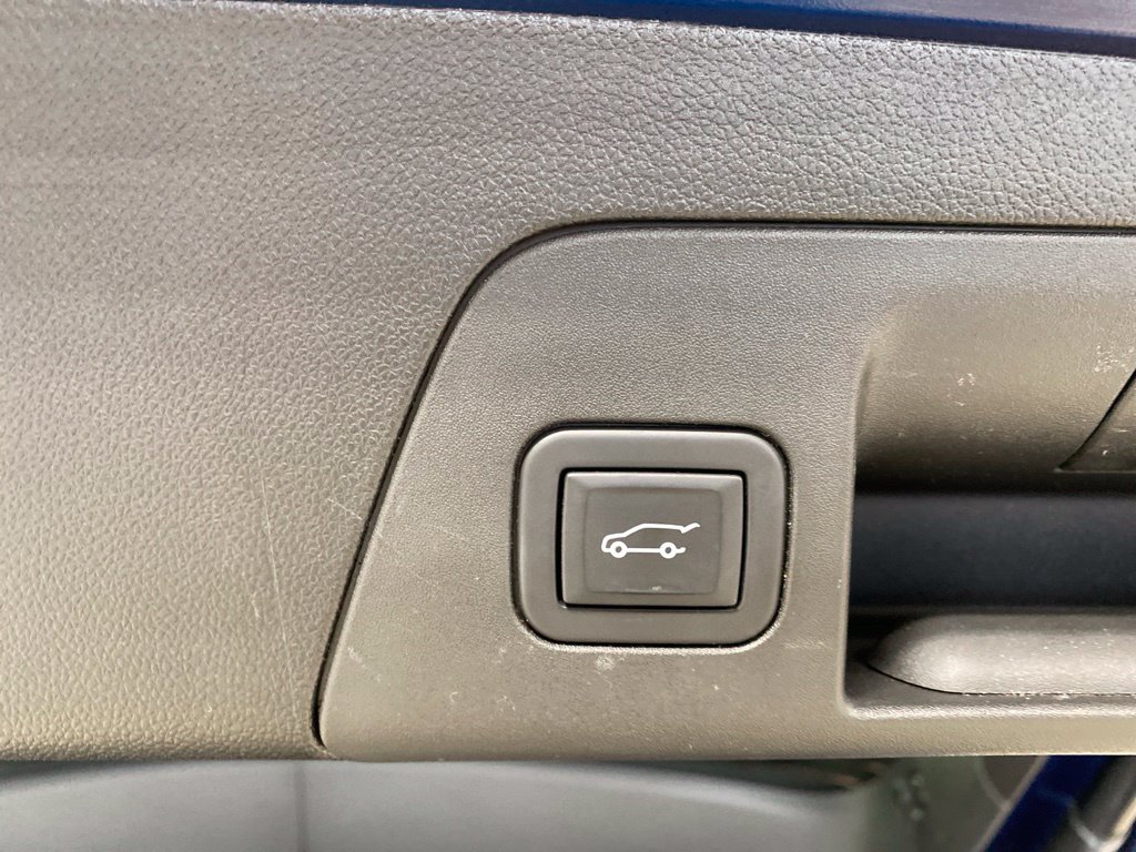 Used 2023 Buick Envision Avenir AWD/4WD image 12