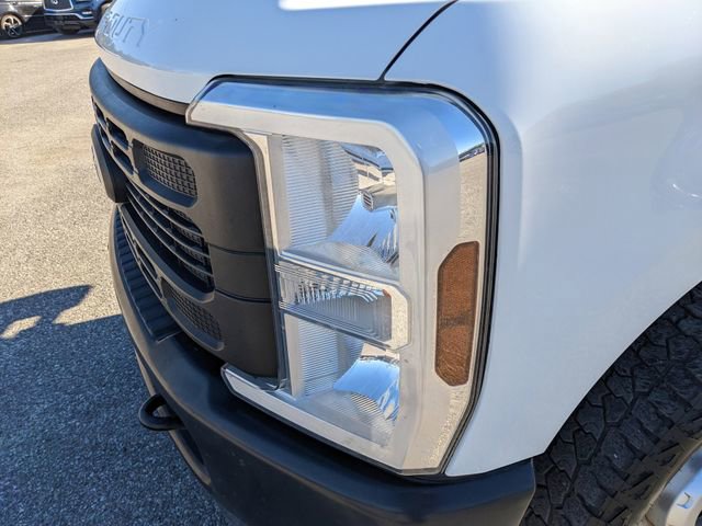 Used 2024 Ford F250 XL image 9