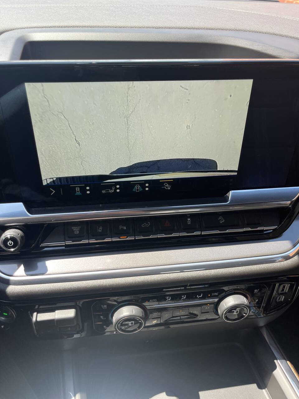 Used 2024 Chevrolet Silverado 2500 High Country w/ High Country Premium Package image 29