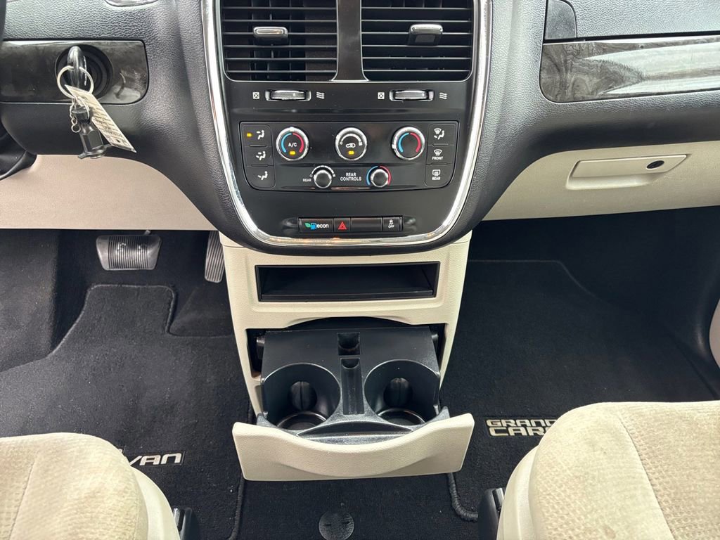 Used 2017 Dodge Grand Caravan SE w/ Power Window Group image 20