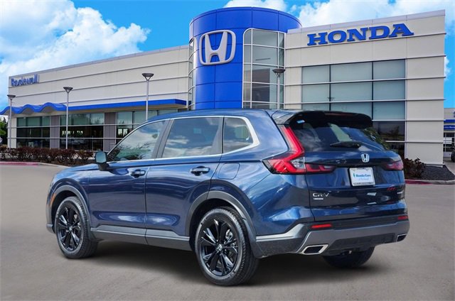 Used 2024 Honda CR-V Sport Touring image 4