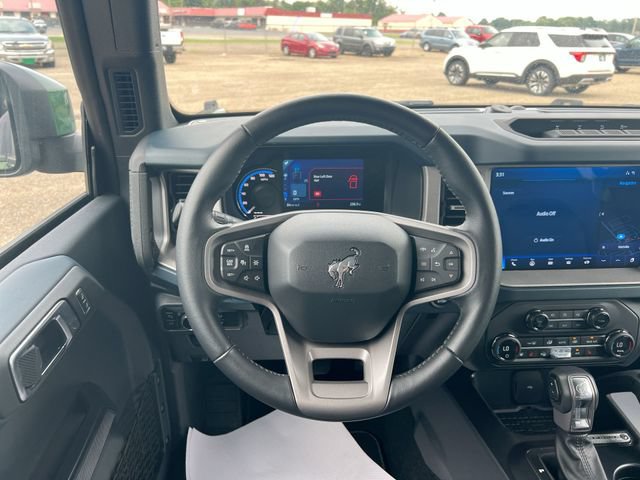 New 2024 Ford Bronco Outer Banks w/ Sasquatch Package AWD/4WD image 13