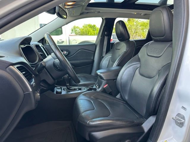 Used 2019 Jeep Cherokee Limited w/ Luxury Group image 14