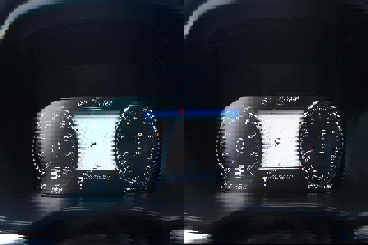 Used 2018 Volvo XC60 T5 Momentum w/ Convenience Package image 40