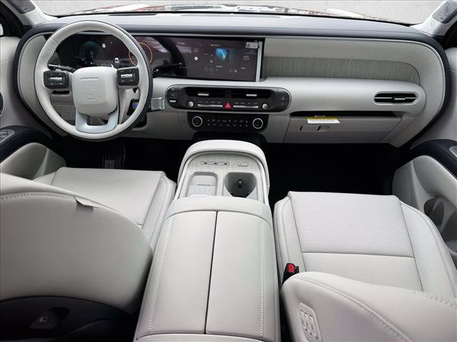 New 2026 Hyundai Palisade Calligraphy FWD image 3