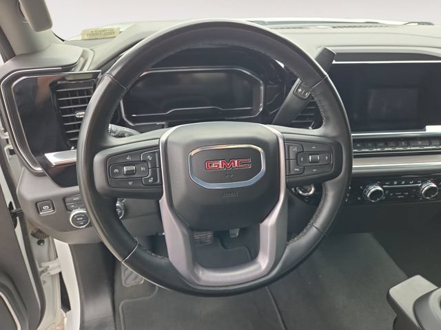 Used 2025 GMC Sierra 1500 SLT AWD/4WD image 13