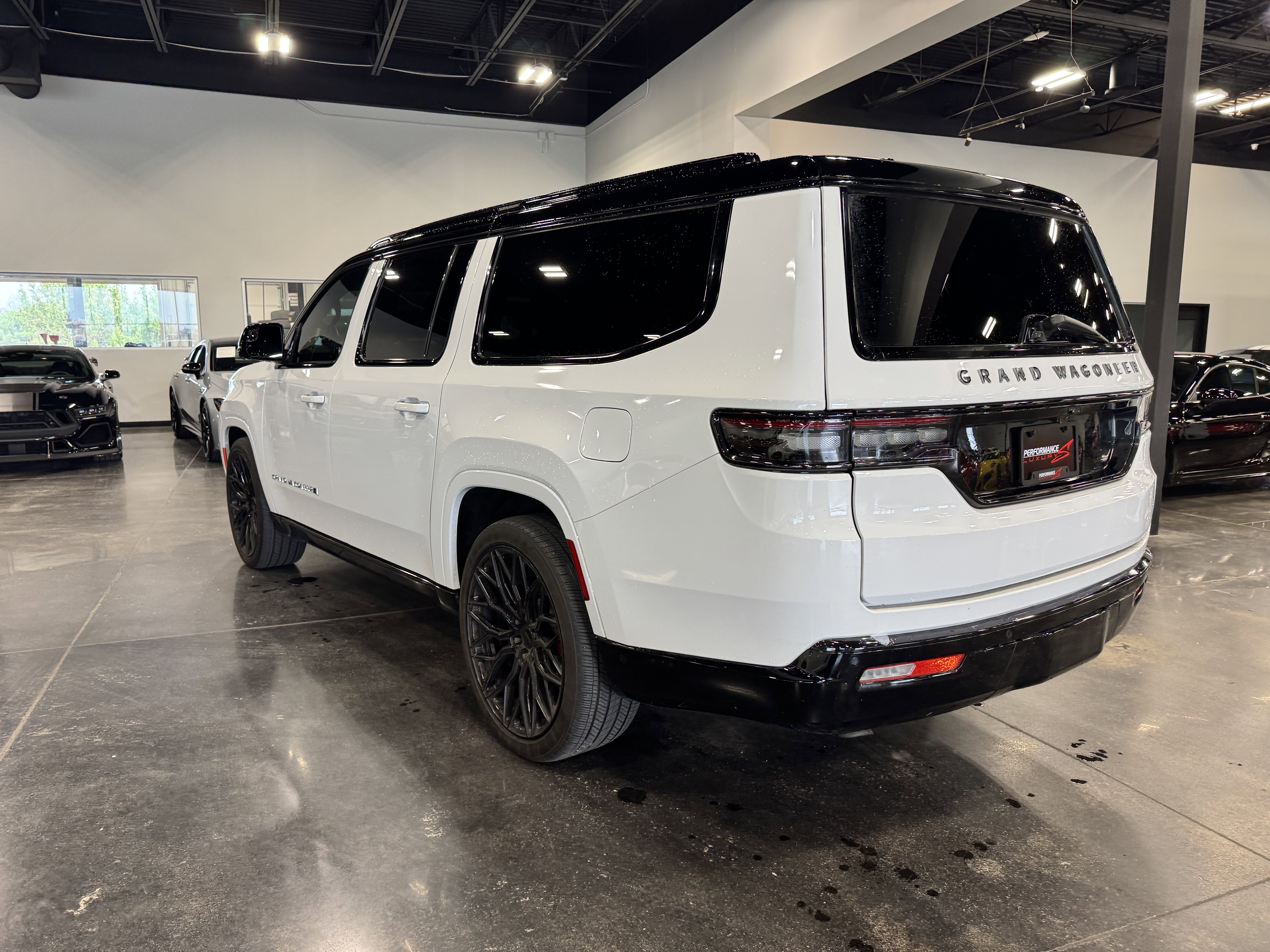 Used 2025 Jeep Grand Wagoneer L Series III w/ Quick Order Packagew 28T image 23