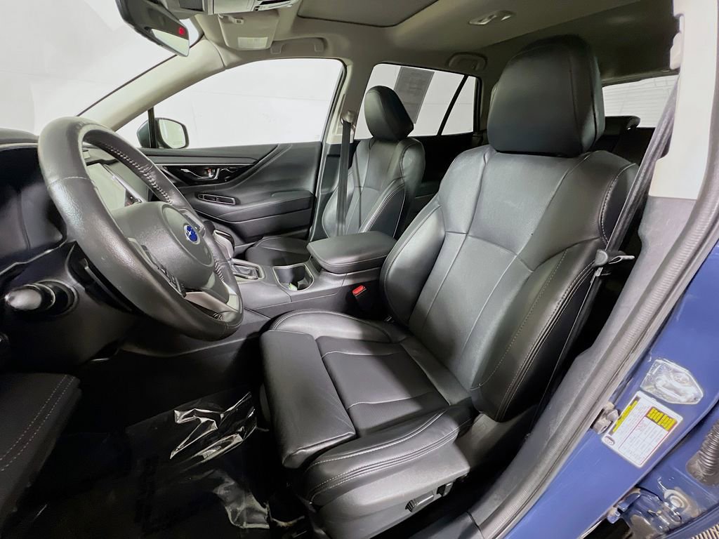 Used 2025 Subaru Outback Limited XT AWD/4WD image 18