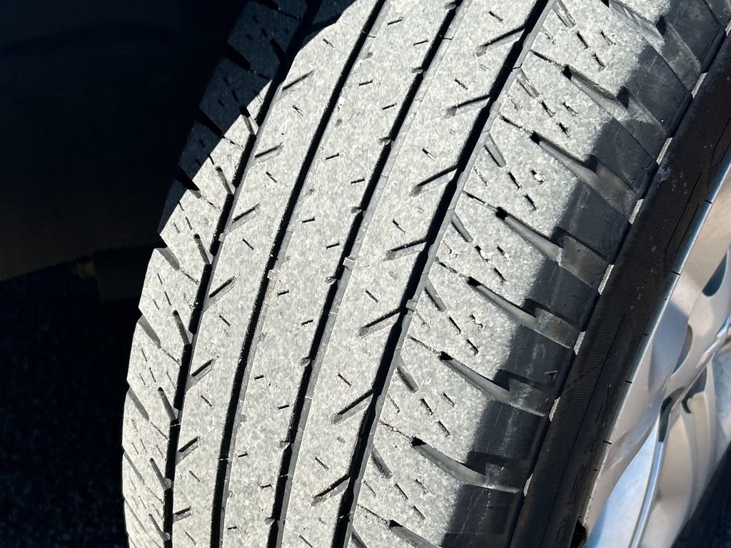 Used 2014 Chevrolet Traverse LS image 27