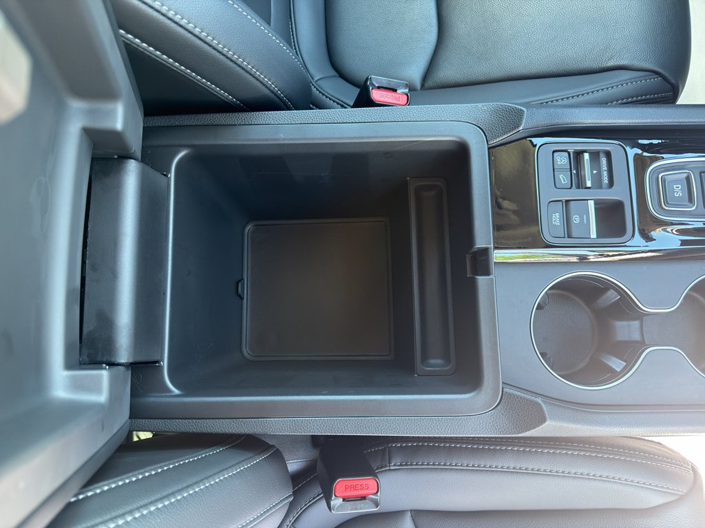 Used 2025 Honda Pilot EX-L image 26