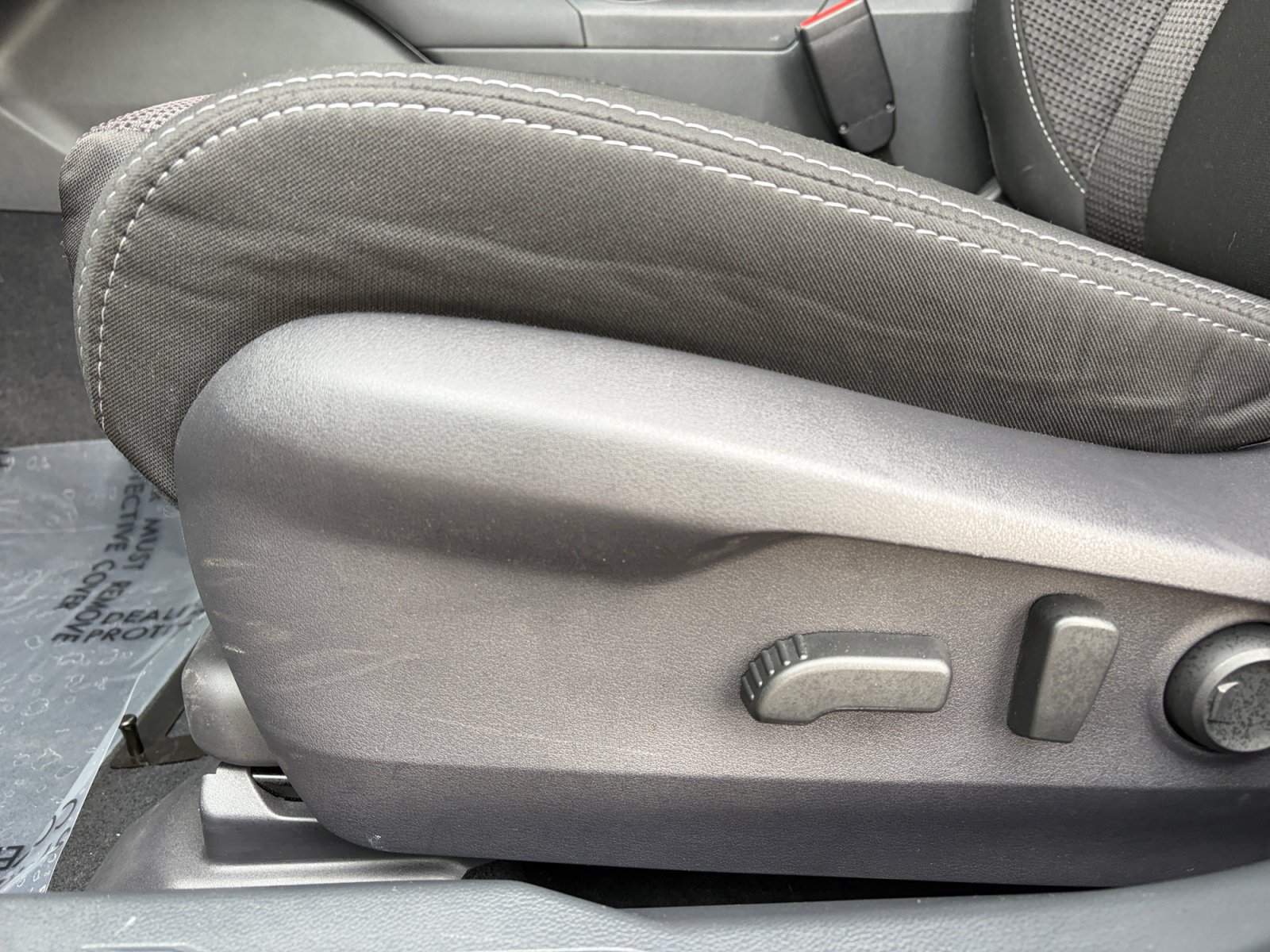Certified 2025 Subaru Outback Premium AWD/4WD image 13