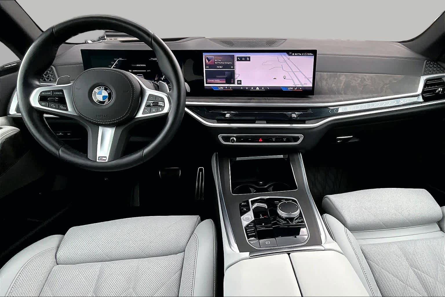Certified 2025 BMW X5 xDrive40i w/ M Sport Package AWD/4WD image 16