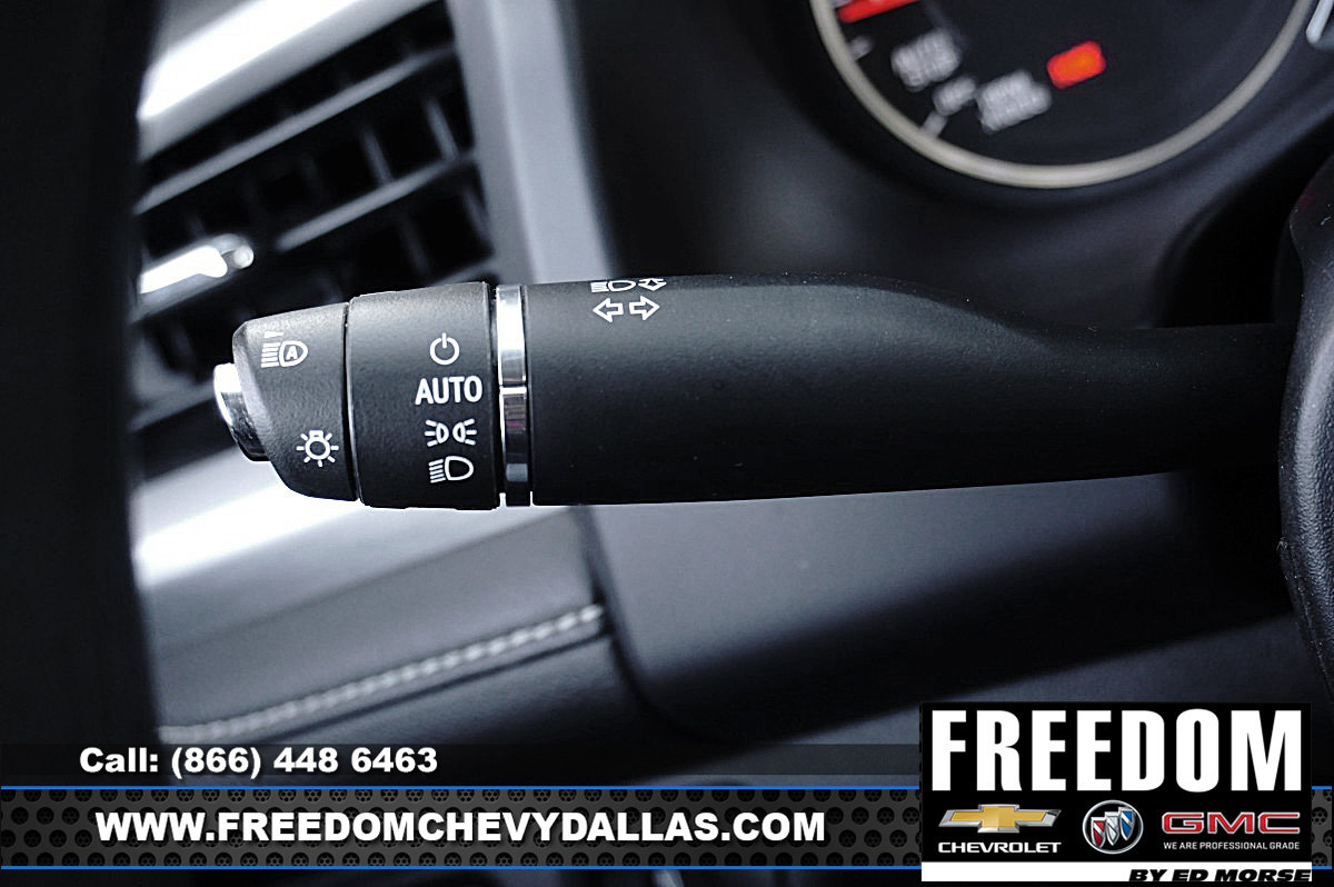 Used 2023 GMC Acadia SLE image 24