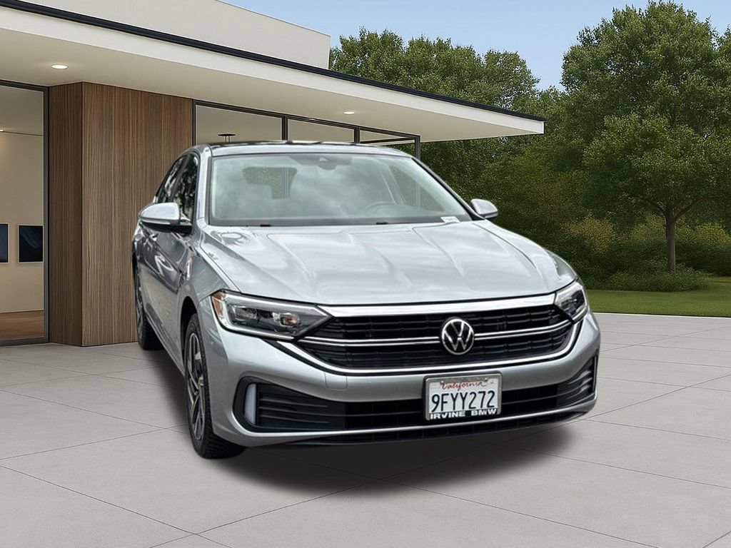 Used 2023 Volkswagen Jetta SEL FWD image 5