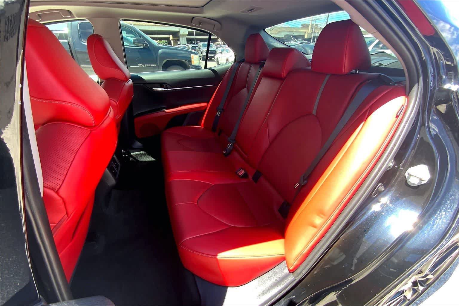 Used 2022 Toyota Camry XSE FWD image 29