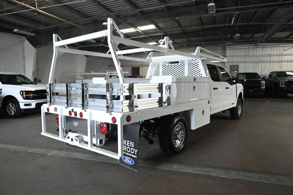 New 2026 Ford F350 XL w/ XL Chrome Package AWD/4WD image 9