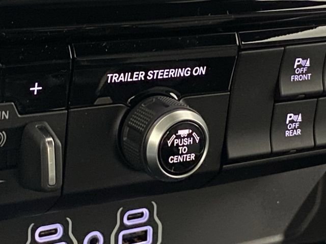 New 2026 RAM 1500 4x4 Crew Cab image 31