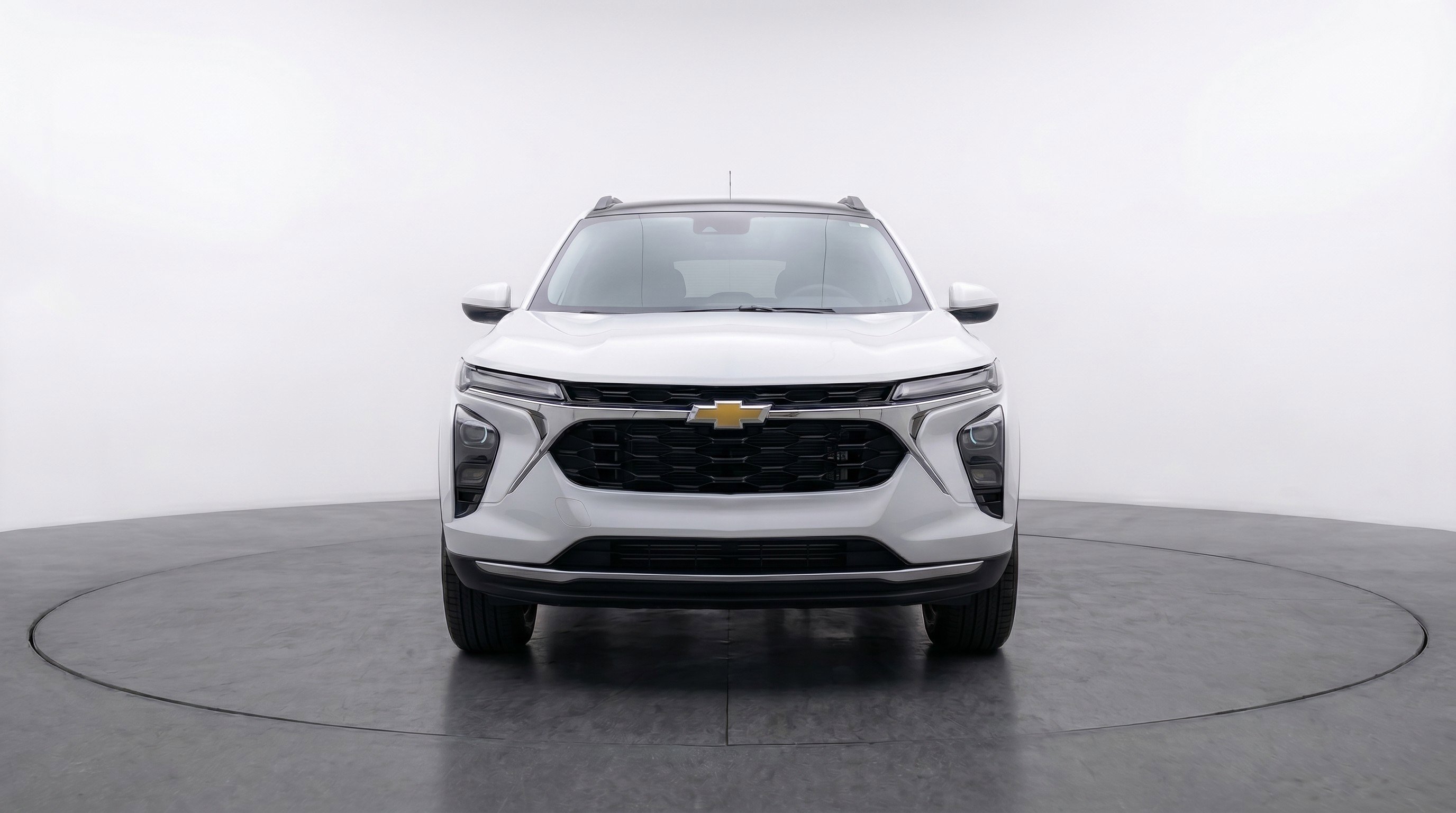 Used 2025 Chevrolet Trax LT w/ LT Convenience Package FWD image 2