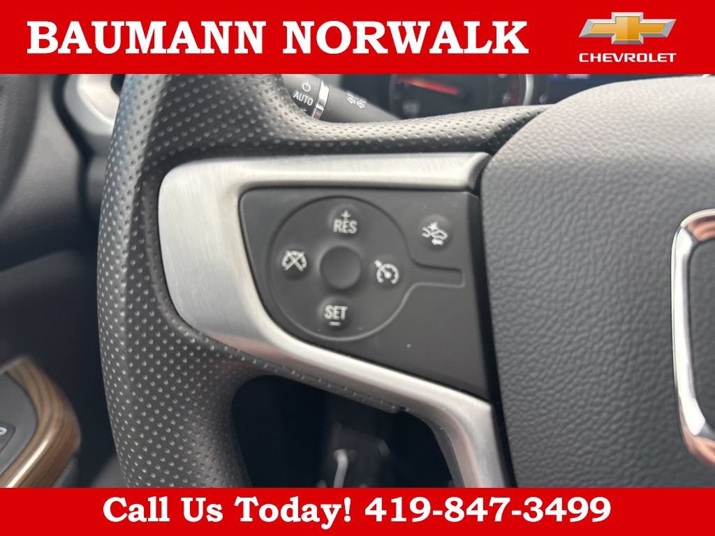 Used 2023 GMC Acadia SLE AWD/4WD image 6