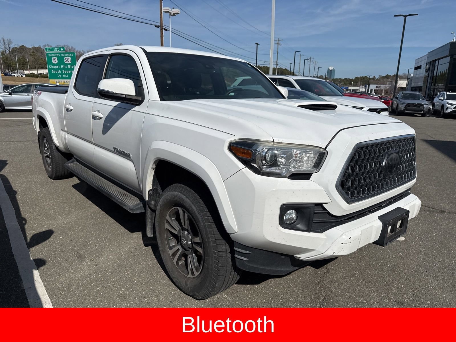 Used 2018 Toyota Tacoma TRD Sport w/ Technology Package image 6