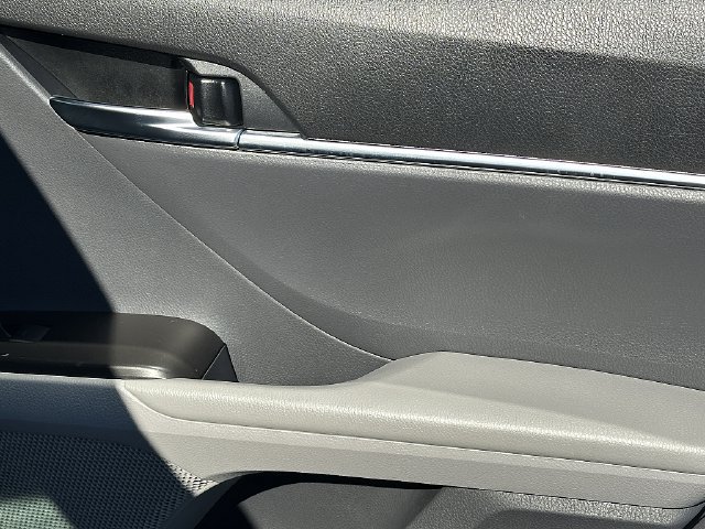 Certified 2024 Toyota Camry SE FWD image 15