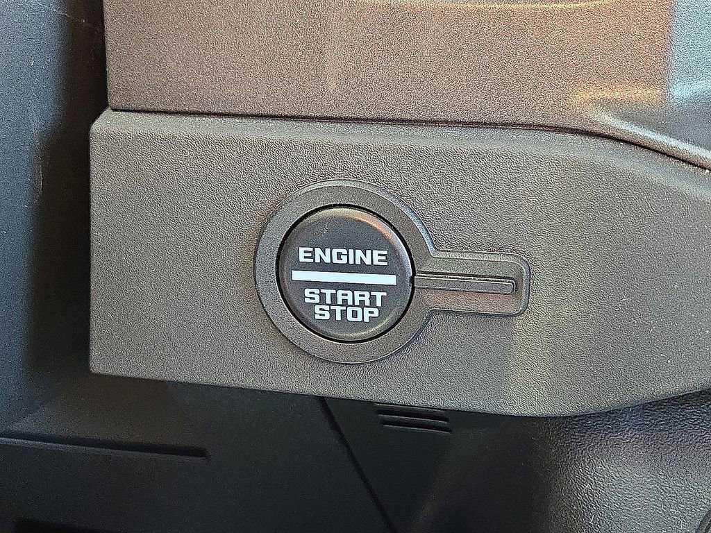 Used 2025 Ford Bronco Big Bend AWD/4WD image 30