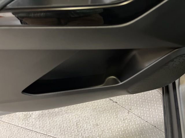 Used 2026 Chevrolet Equinox LT FWD image 48