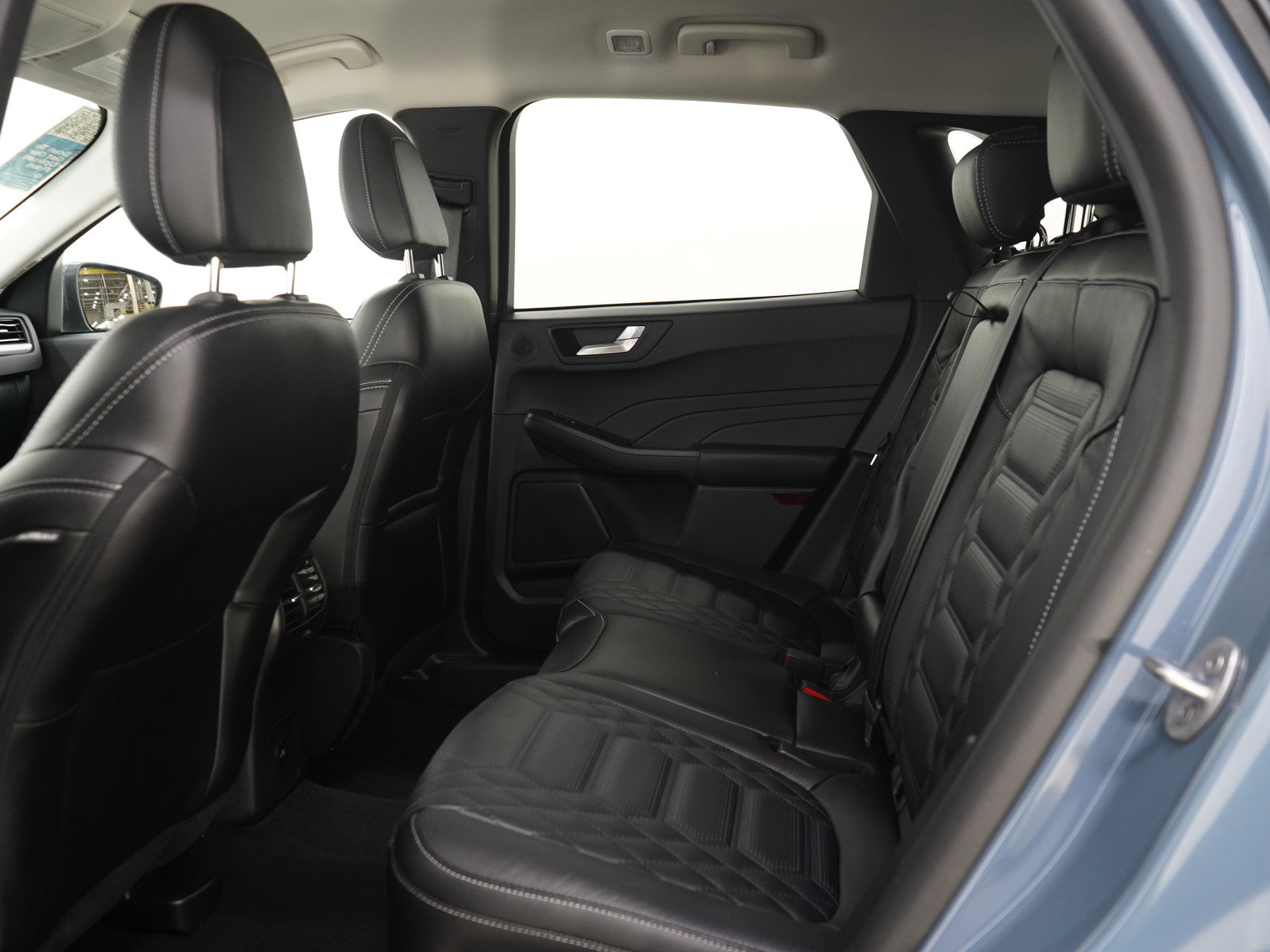 Used 2023 Ford Escape SE w/ PHEV Premium Package FWD image 16