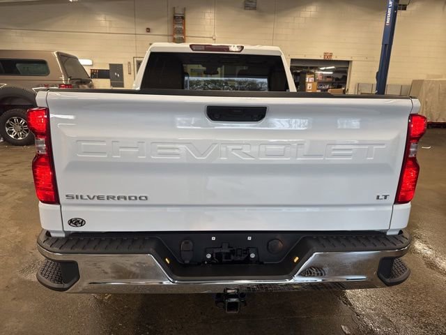 Used 2024 Chevrolet Silverado 1500 LT AWD/4WD image 5