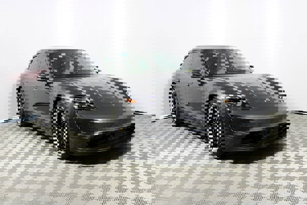 Used 2023 Porsche Taycan w/ Premium Package RWD image 43