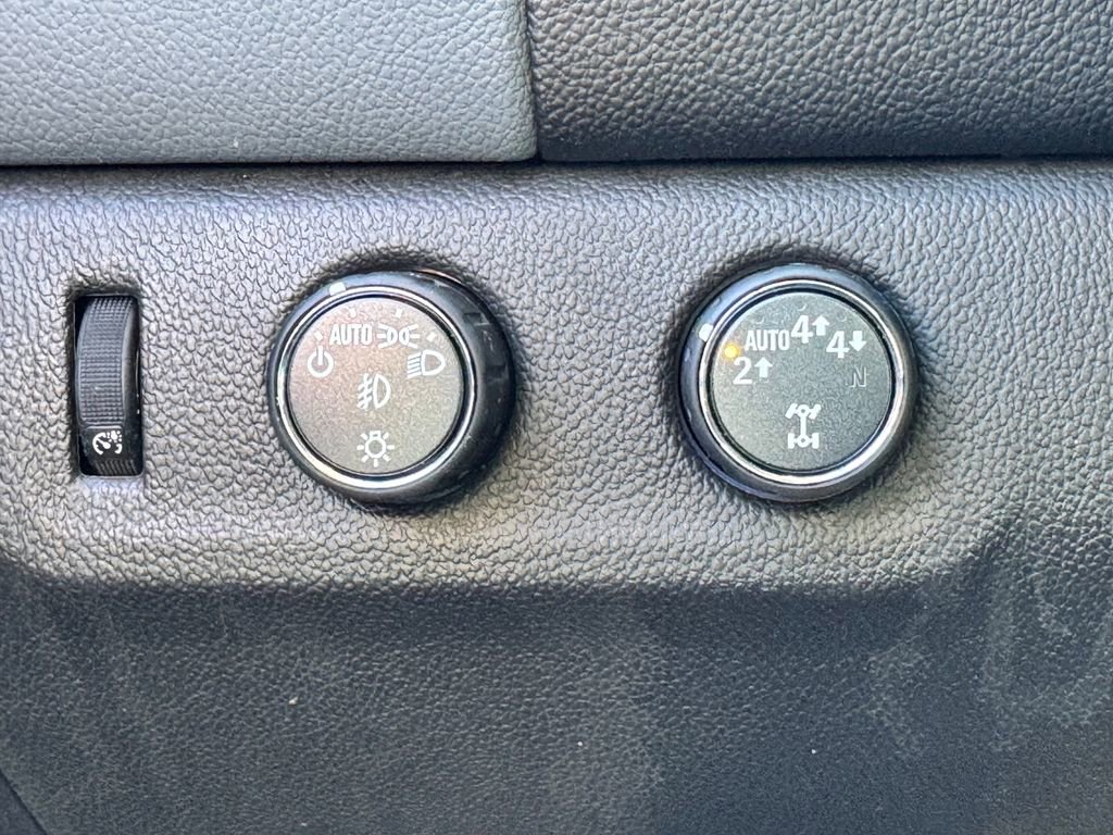 Used 2022 Chevrolet Colorado Z71 image 30