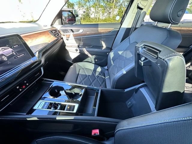 Used 2026 Volkswagen Atlas SE w/ Panoramic Sunroof Package FWD image 27
