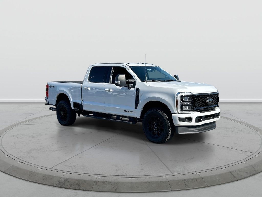 Used 2025 Ford F350 XLT w/ Black Appearance Package AWD/4WD image 2