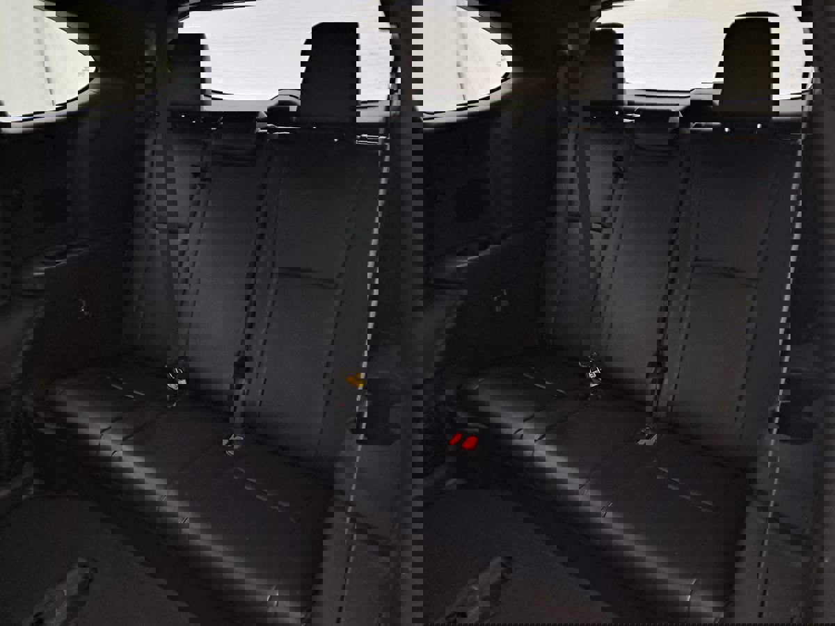 Used 2024 Toyota Highlander XSE image 30