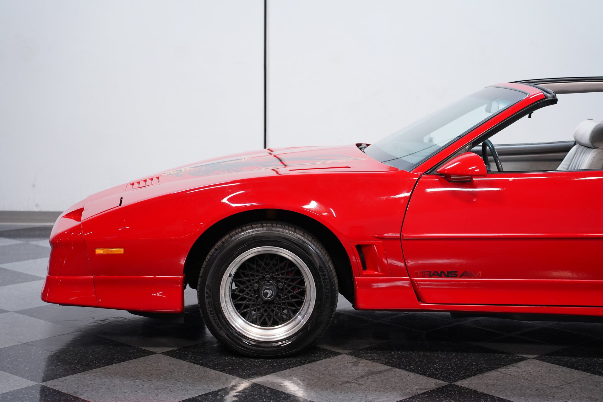 Used 1989 Pontiac Firebird Trans Am RWD image 19