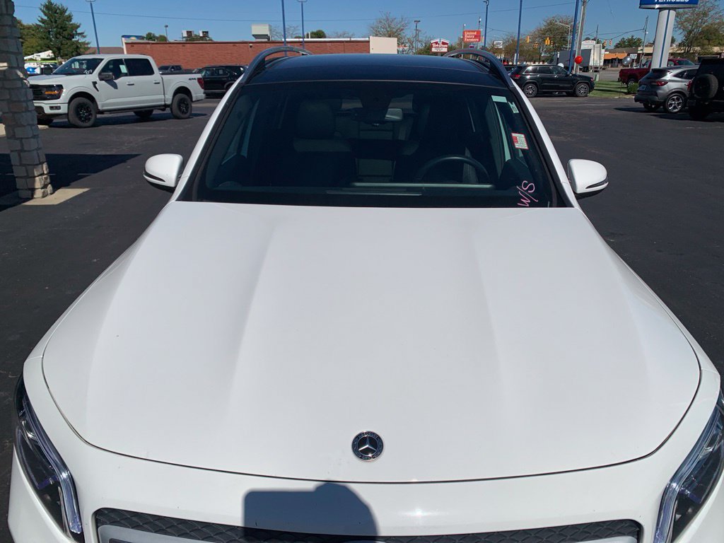 Used 2023 Mercedes-Benz GLB 250 4MATIC image 9