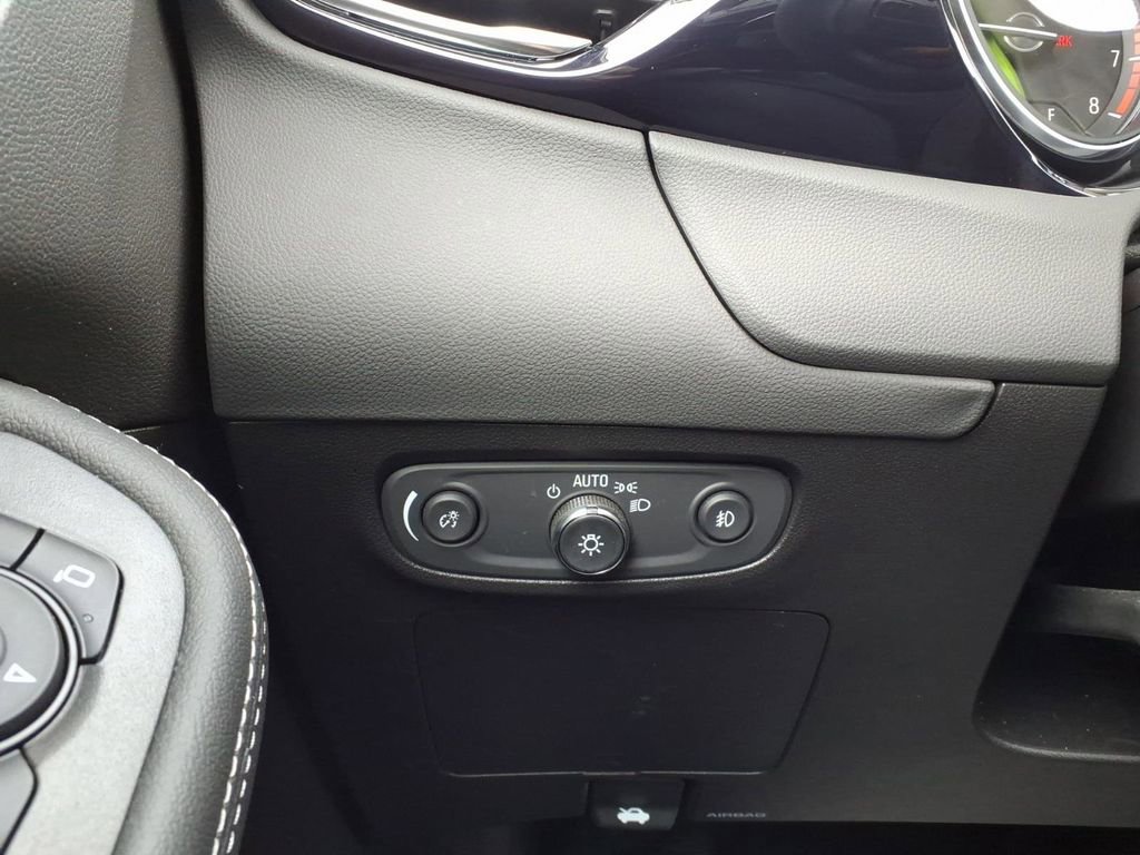 Used 2023 Buick Encore GX Preferred w/ Cold Weather Comfort Package image 13