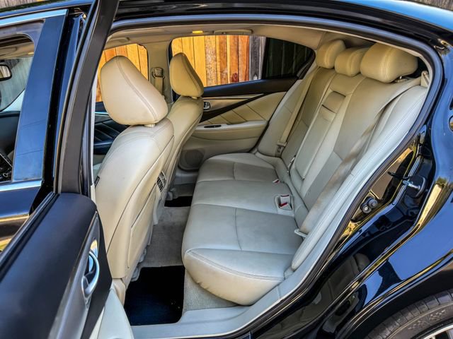 Used 2017 INFINITI Q50 3.0t Premium w/ Cargo Package (L95) image 9