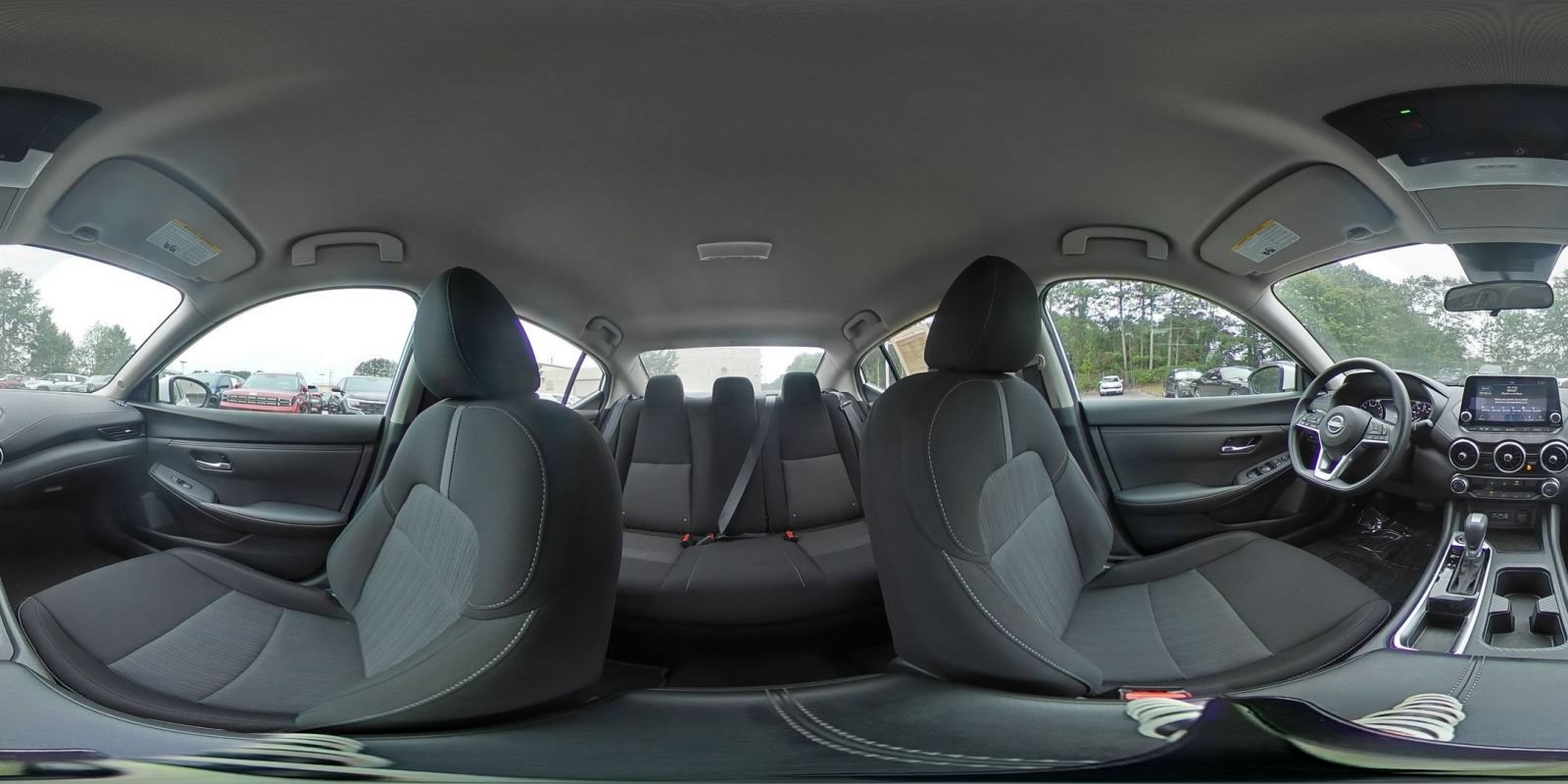 Used 2025 Nissan Sentra SV FWD image 41