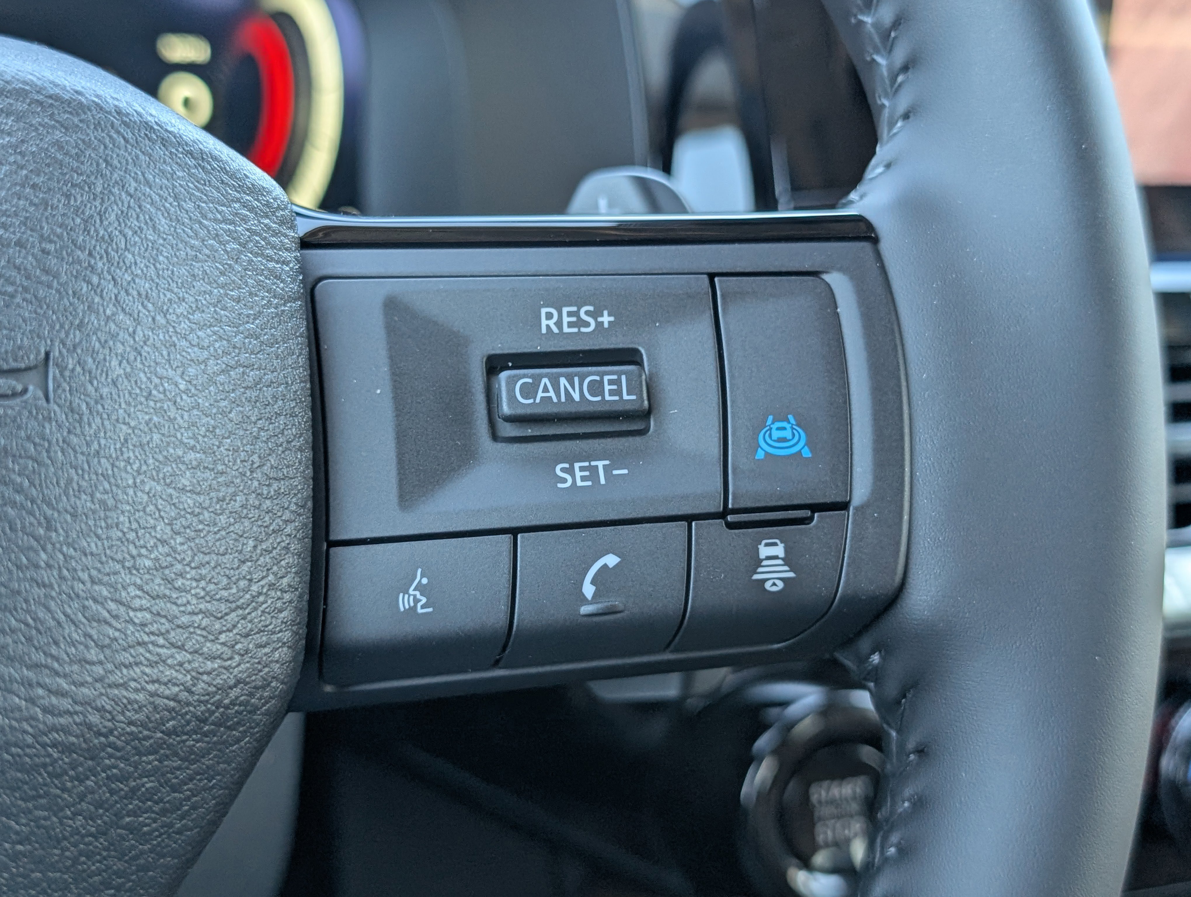 New 2026 Nissan Pathfinder Platinum image 15